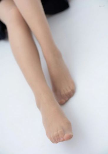 欧美大姐姐穿衣_DVD高清视频播放