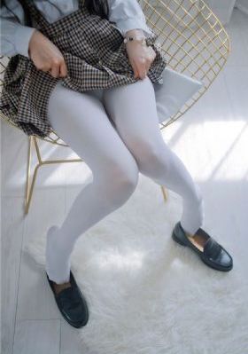 日韩美女写真集视频_超清电影在线看