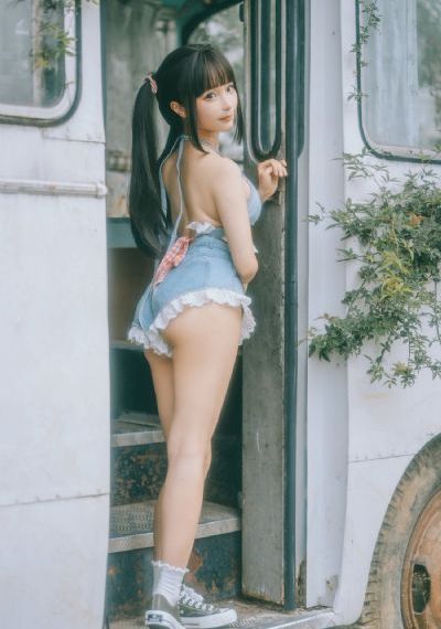欧美人人澡超碰_剧情片在线手机播放