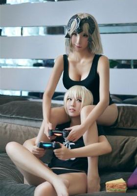 欧美淫女_超清手机在线看