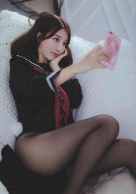 欧美女凉鞋新款_BD韩语免费在线播放